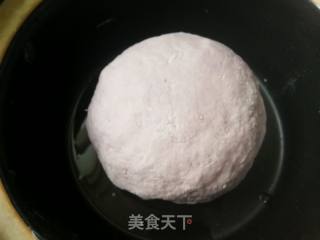紫薯剪刀面的做法步骤：3