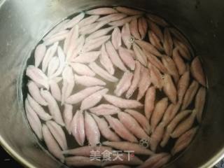 紫薯剪刀面的做法步骤：10