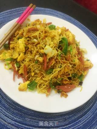 #夏季懒人餐～素炒泡面#的做法步骤：9
