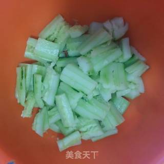 炸茄子拌黄瓜的做法步骤：6