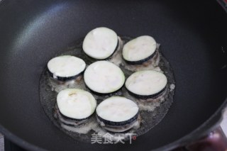 煎茄盒的做法步骤：8