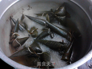 红豆花生玫瑰粽的做法步骤：18