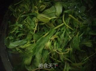 香椿炒鸡蛋的做法步骤：2