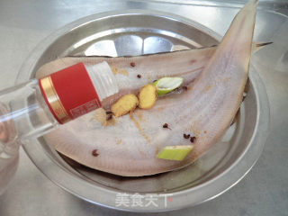清蒸比目鱼的做法步骤：6