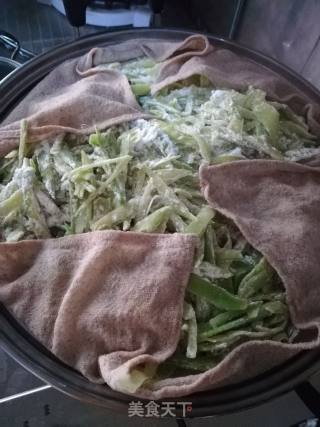 蒸荷兰豆的做法步骤：3