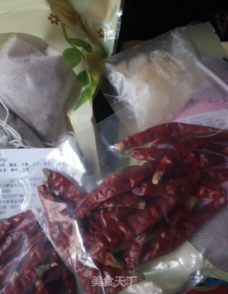 五香卤排骨的做法步骤：3