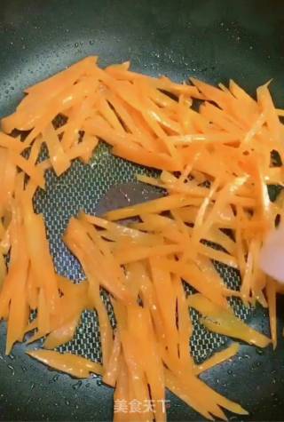 干豆腐肉卷的做法步骤：3