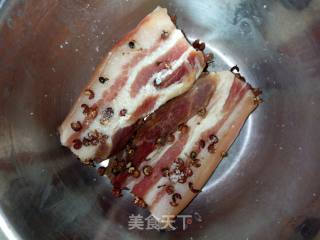 简易版腌笃鲜的做法步骤：1