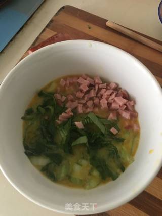 火腿青菜手抓饼的做法步骤：1