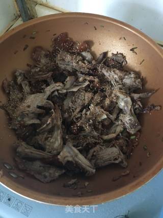 椒盐鸭架的做法步骤：3