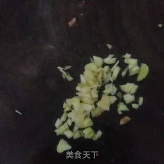 檬香鸡翅中的做法步骤：4