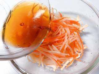 【宝宝辅食】鸡丝凉拌面的做法步骤：12