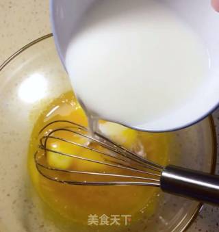 蛋黄沙拉酱的做法步骤：3