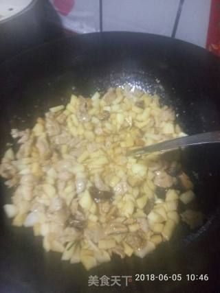 萝卜香菇瘦肉砂锅饭的做法步骤：3