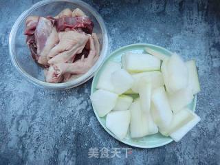 冬瓜鸭肉粉丝煲的做法步骤：2