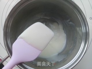 炫彩椰蓉吐司的做法步骤：2