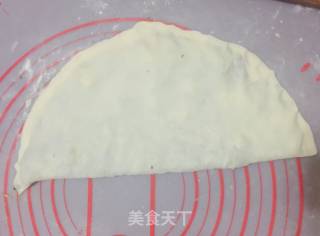 韭菜馅饼的做法步骤：9