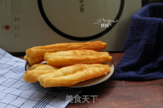 蓬松大油条的做法步骤：11