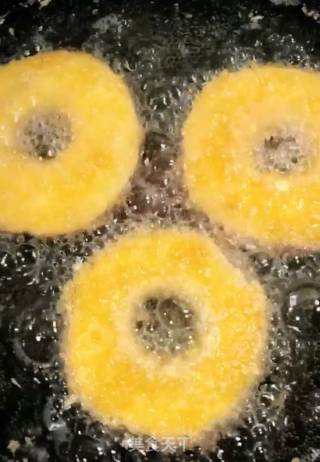 脆皮苹果圈的做法步骤：5