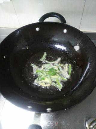 糖醋排骨的做法步骤：5