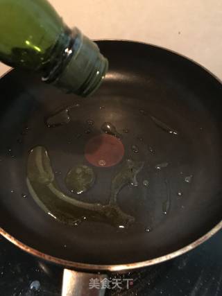 香煎三文鱼的做法步骤：2