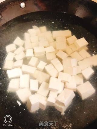 麻婆豆腐的做法步骤：2