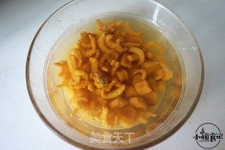 干贝海米蒸肉饼的做法步骤：2