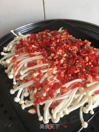 “蒸菜”肉末剁椒蒸金针菇的做法步骤：7
