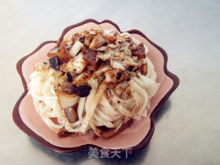 豆豉洋葱酱拌面的做法步骤：12