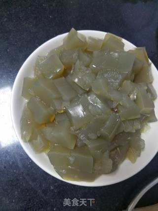 蒜香凉粉的做法步骤：1