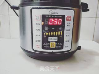 猪肚排骨眉豆汤的做法步骤：4