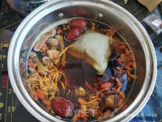 菌汤荞麦面的做法步骤：1