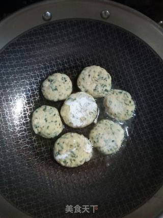 青菜鸡蛋饼的做法步骤：5