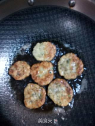 青菜鸡蛋饼的做法步骤：6