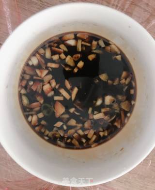 皮蛋拌豆腐的做法步骤：2