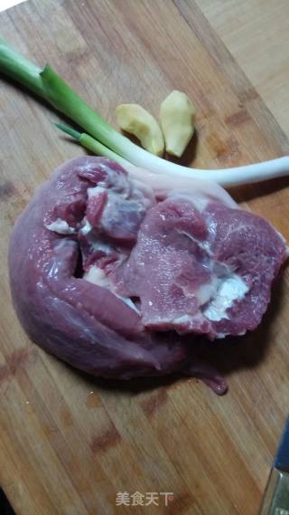 “蒸菜”清蒸小肉丸的做法步骤：1