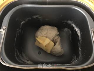 奶香菠萝面包的做法步骤：2