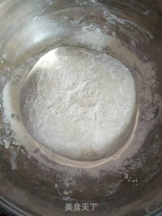 蒸菜：猪肉蛋黄包子的做法步骤：6
