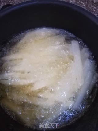 炸薯条的做法步骤：5