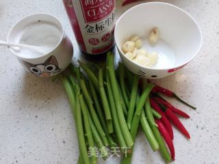 辣炒空心菜梗的做法步骤：2