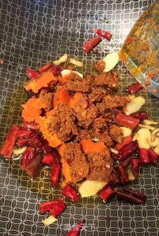 香辣肥肠鸭血的做法步骤：6