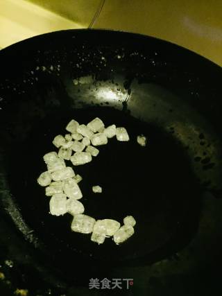 红烧猪蹄的做法步骤：2