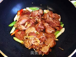 香菇滑鸡的做法步骤：7
