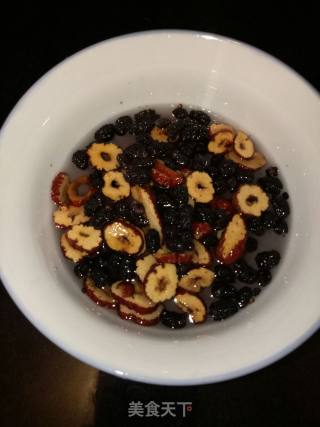 桑葚红枣黄豆浆的做法步骤：3