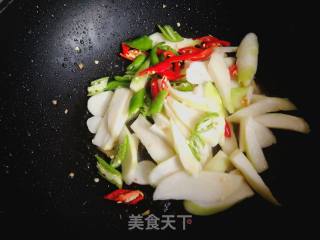 茭白炒鸡蛋的做法步骤：9