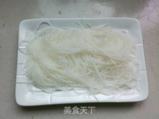 #蒸菜#剁椒蒜蓉粉丝蒸秋葵的做法步骤：2