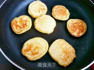 玉米面鸡蛋饼的做法步骤：7