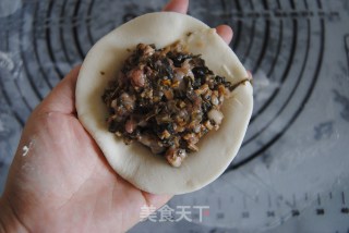菜干猪肉馅饼的做法步骤：14