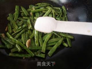 清炒四季豆的做法步骤：7
