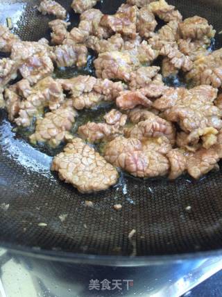 小炒牛肉的做法步骤：5